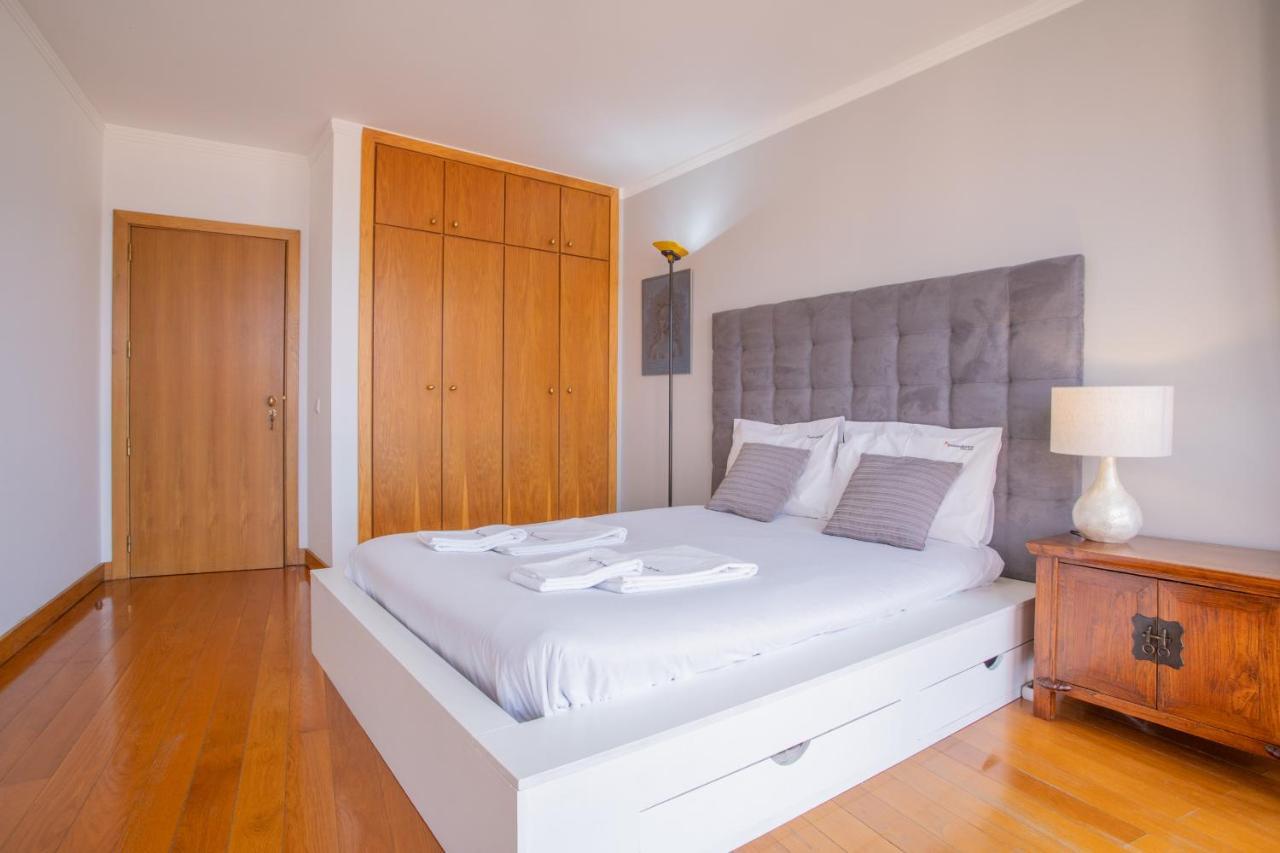 Flh Funchal Amazing Sea View Apartment With Pool Exteriör bild